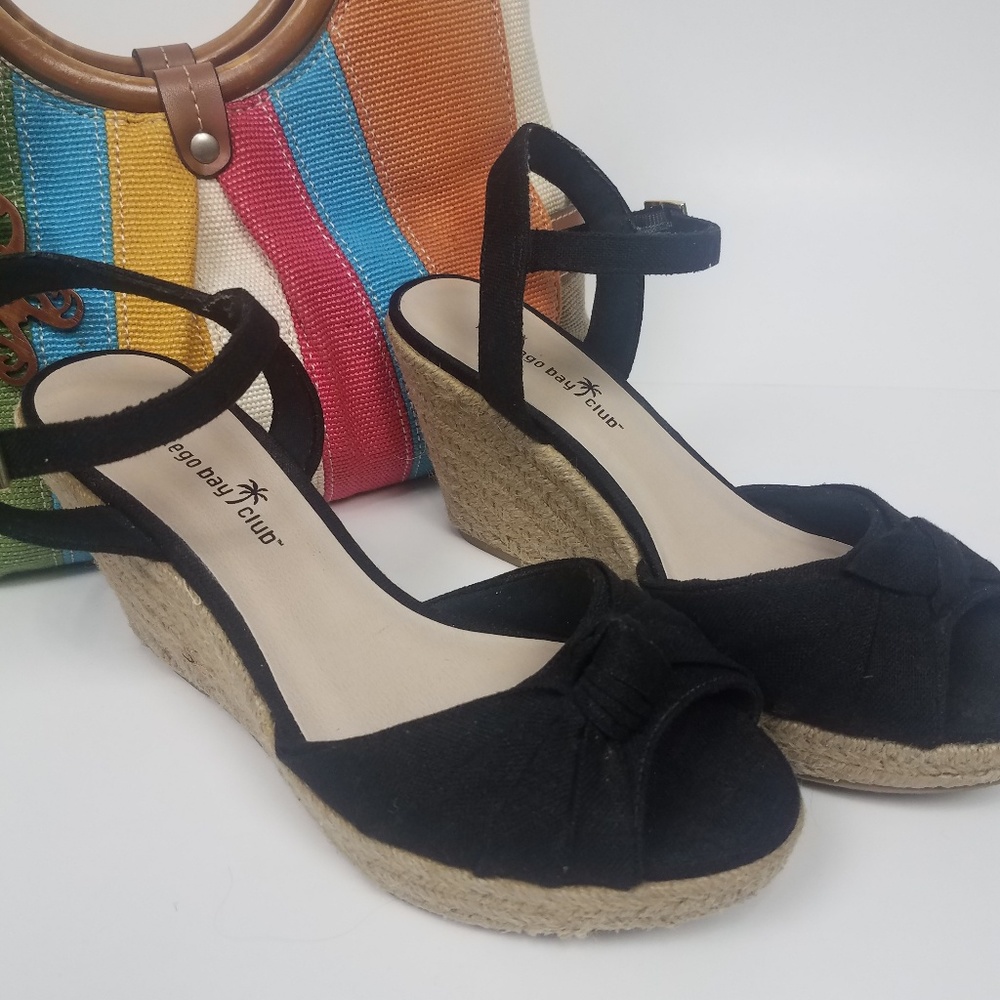 Montego Bay Black Wedge Sandal Sz 7 1/2